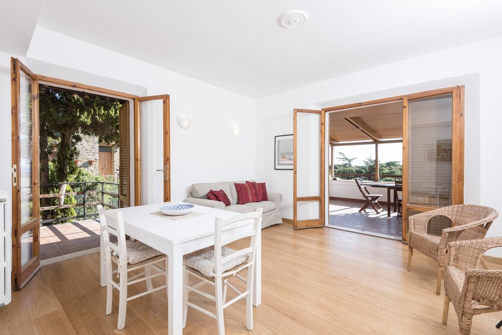 Villa Con Terrazza Vista Mare Кастильоне-делла-Пеская Экстерьер фото